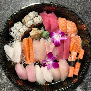 Sushi & Sashimi Combo
